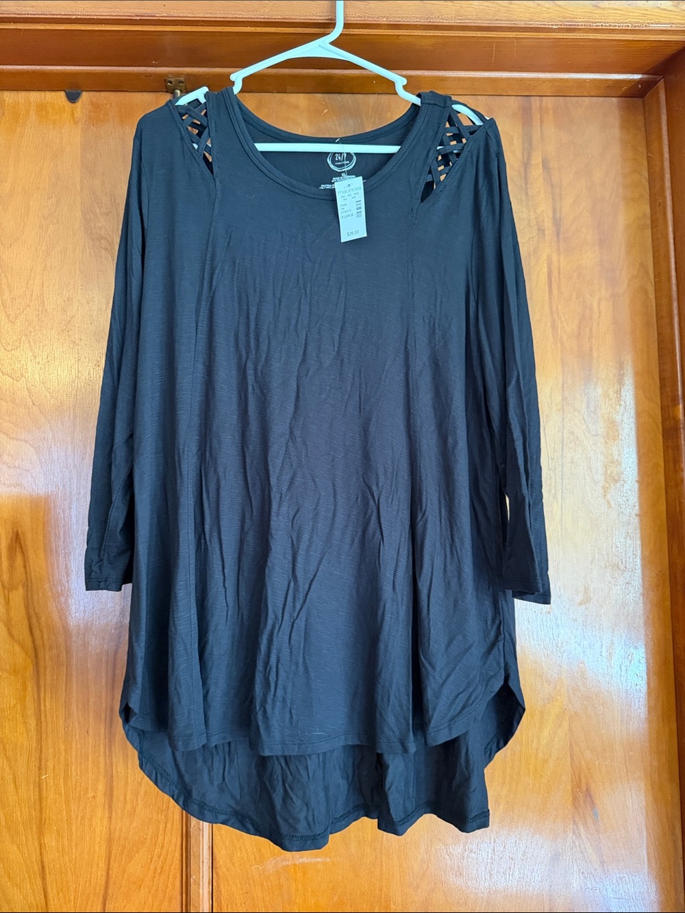 Women's Black Lattice-Shoulder Long Sleeve Tunic